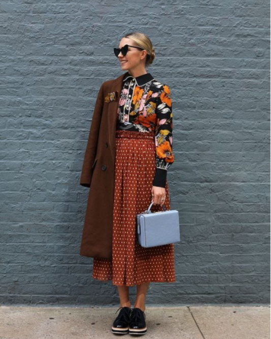 Como combinar cores e estampas